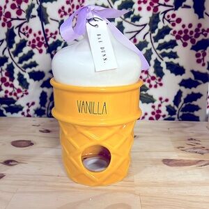 Rae Dunn Vanilla Cone